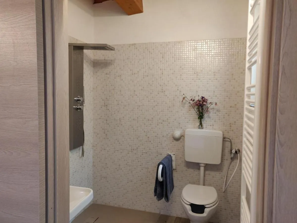 Agriturismo La Vecchia Scuola Villa Sassorosso 0*,